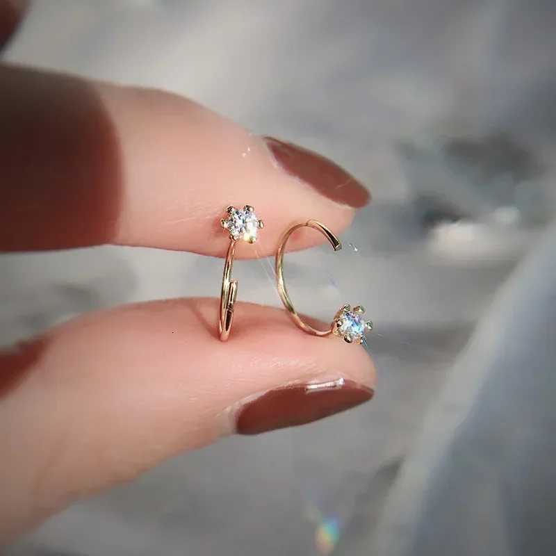 Korean Round Hoop for Women Temperament Inlaid Zircon Simple Copper Earrings Daily Small Ear Hook Jewelry K251209 H260129