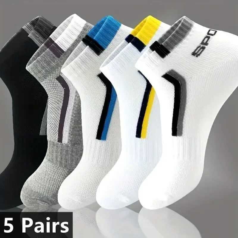 5 Pairs Mens Comfortable And Breathable Sports Socks Fashionable And Versatile Striped Cotton For Sweat AbsorptionT251209