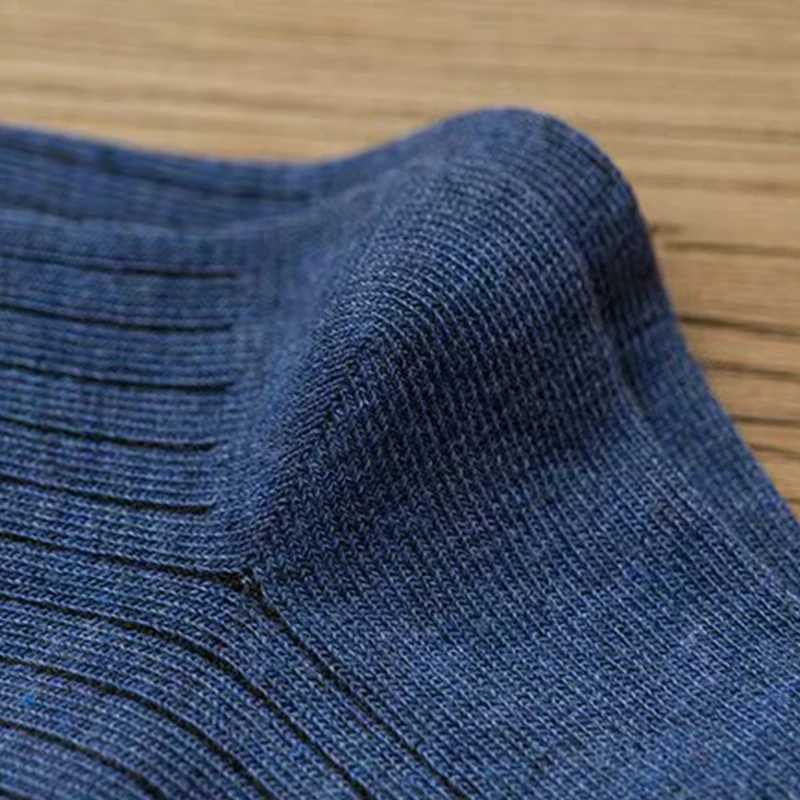 5 Pair Mens New Striped Casual Breathable Socks High Quality Harajuku Retro Socks Mens Cotton SocksT251209