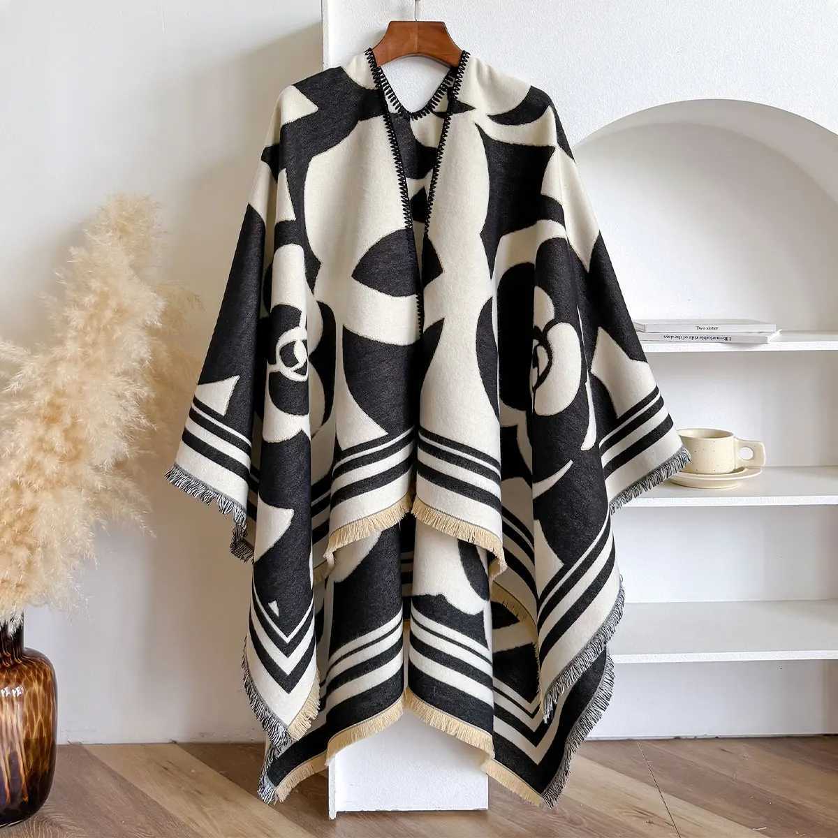 Luxury 2025 Ethnic Style Women Imitation Cashmere Scarf Thick And Warm Large Square Scarf Fashionable And Versatile Elegant Scarf Y251208