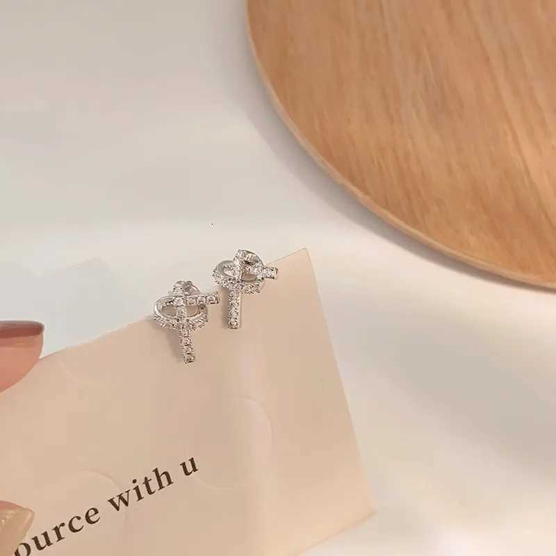 925 Sterling Silver Exquisite And Compact Zircon Bow Simple Heart Set Diamond Geometric Earrings Wedding Jewelry K251209 H260129