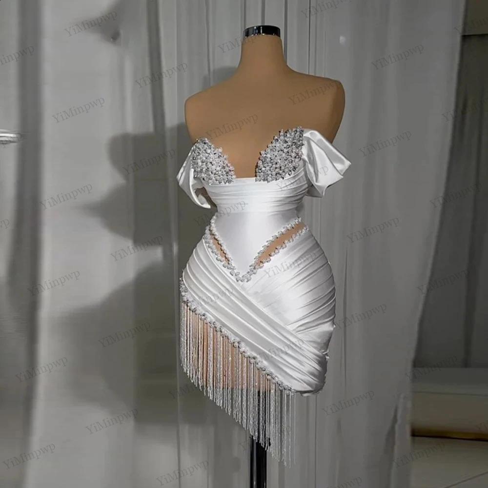 Crystal Ivory Cocktail Gown Pleat Straight Mini Homecoming Prom Dress Birthday Dress Satin 2025 Black Customized 251201
