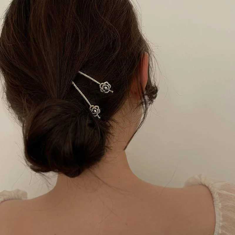 Pearl hairpin Black wers hair accories tren wens hairpin 2025 luxury designer hairpin Y251210