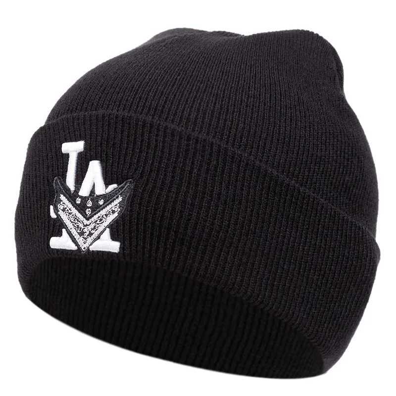 Luxury New LA Letter Side Earth Embroidery Unisex Casual Beanie Hat Personalized Hip-hop Fashion Winter Warm Knit Soft Hat Skull Hat Y251209