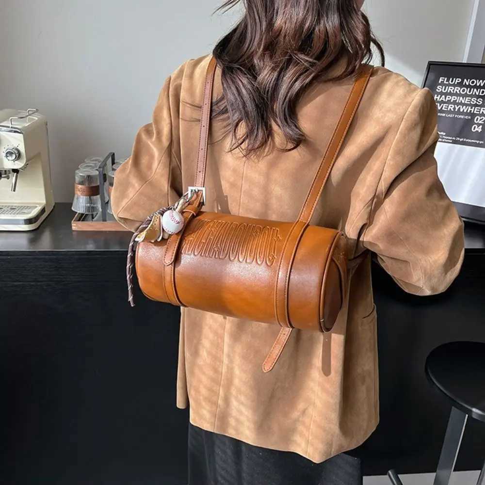 Luxury Cylinder Shaped Shoder Bag Solid Color Mtifunctial Crossbody Bag With Pendant Underarm Handbag Y251209