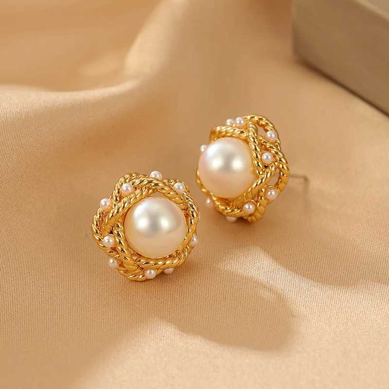 New French Fashionable and Prosperous Wrped Imitation Pearl Earrings Wens High end Banquet Jewelry Accories 2025 Y251210