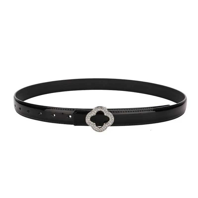 Luxury A niche womens slim waistband versatile decorative skirt with a high-end feel soft and simple Y251210