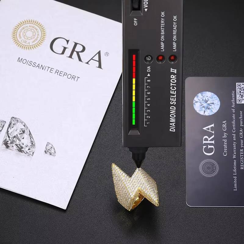 Hip Hop 18K Gold Plated Luxury Solid 925 Silver Pass Diamond Tester Iced Out GRA VVS Moissanite Lightning Flash Men Ring