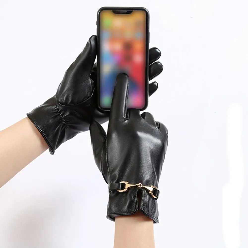 Fashion PU Leather Gs Windproof Waterproof Fl Finge Driving GsThicken Outdoor Sports Winter Warm Touch Screen Gs Y251210