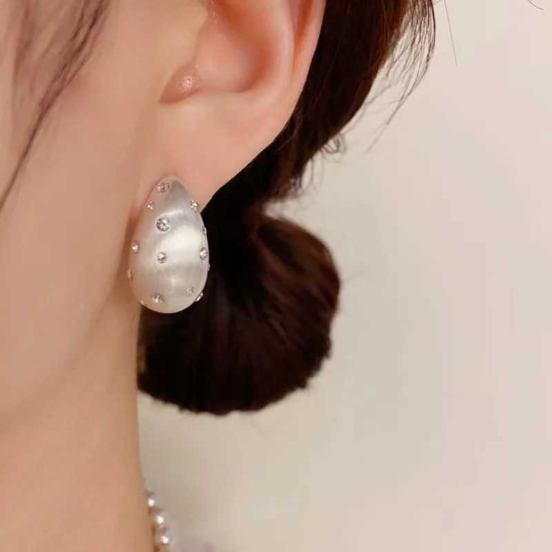 Gold Color Water Drop Earrings Simple Classic Alloy Water Drop Inlaid Crystal Wens Earrings Wedding Gift Accories Y251210