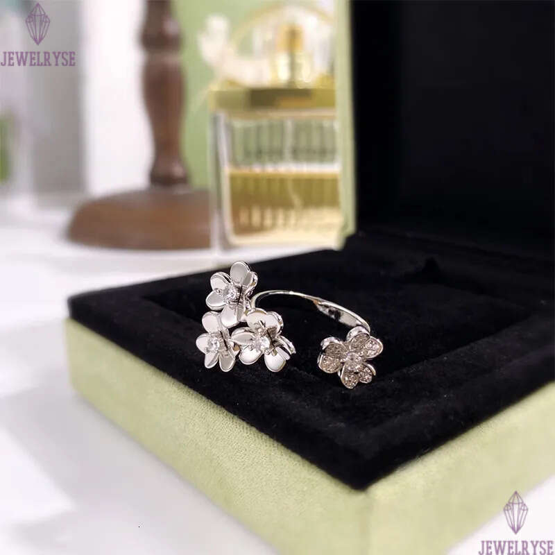 Luxury clover flower designer charm ring jewelry 18k gold silver shine crystal flowers rings