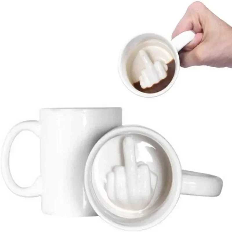 Personzed Middle Finger Ceramic Mug White Funny Handle Coffee Milk Tea Cup for Party April Fools Day Gift C251210