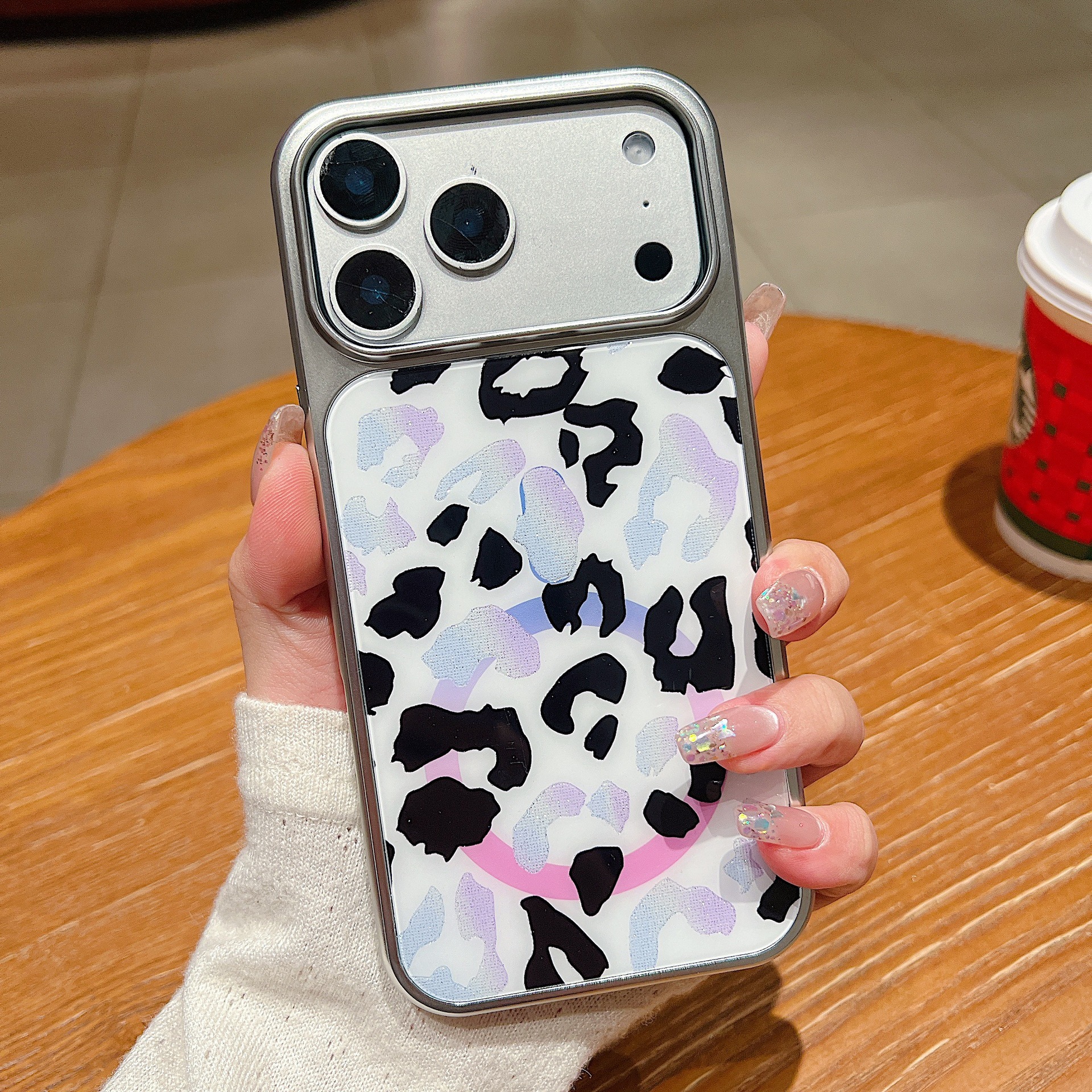 Korean and Japanese Style Epoxy Leopard Pattern Compatible with iPhone 17 Apple 16 Max Phone Case 15 Pro Electroplated Edge for Women