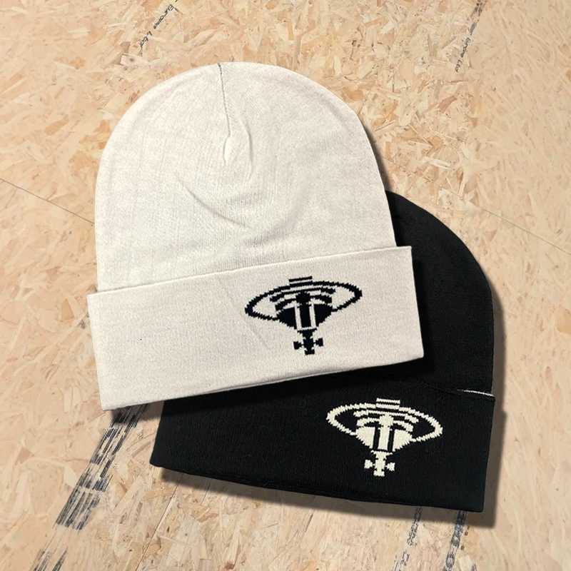 Luxury Men and Womens Creative Pattern Knitted Hat Windproof Warm Hip Hop Outdoor New Trendy Autumn Winter Y251209