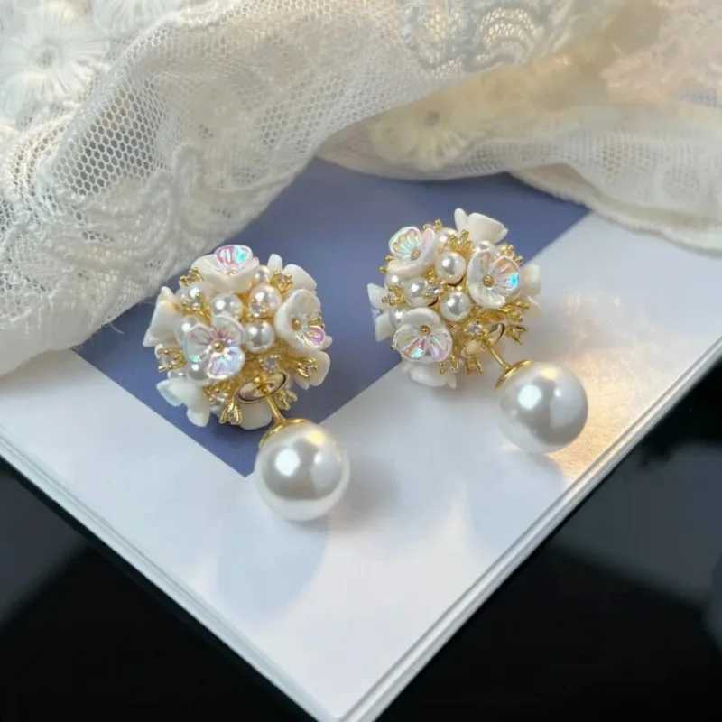 White Shell wer Pearl Stud Earrings For Wen Ball Double Side Elegant Earrings set Exquisite Vintage Fashion Jewelry Y251210