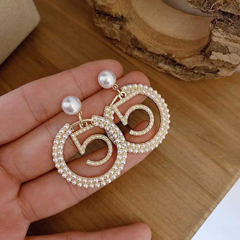 Luxury Number 5 Letter Earrings For Wen 2025 New Paris Long Exaggerated Round Pearl Zircon Drops Earrings Wife Jewelry Gifts Y251210