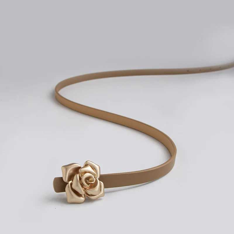 Luxury New Womens Simple and Versatile Rose Buckle Elegant Fashion Accessory Thin Waist Belt Y251210