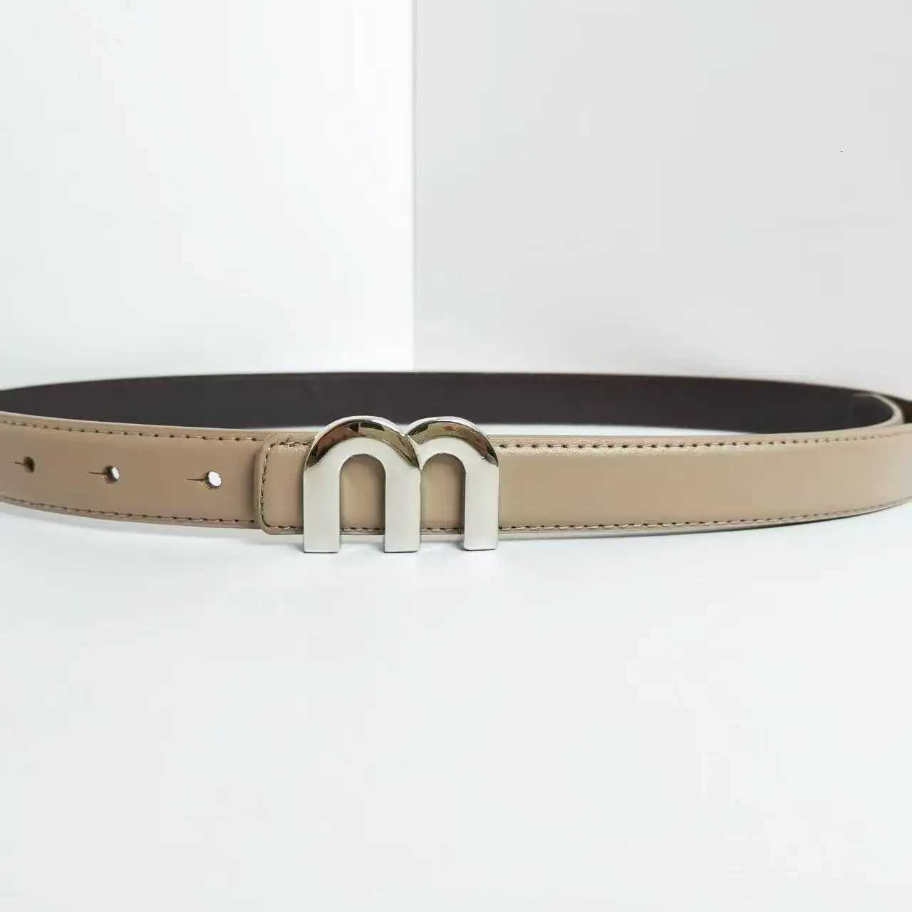 Luxury Womens Belt M Belt High-Quality Silver Buckle is best paired with dress jeans womens belts Y251210
