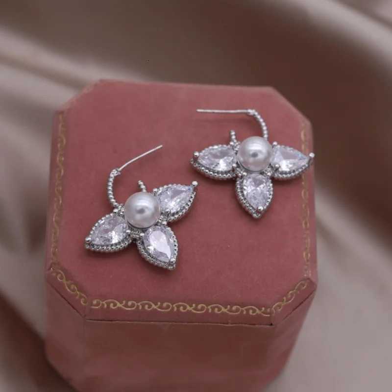 French new design fashion jewelry 16K gold plated luxury water drop zircon pearl earrings elegant wens party accories Y251210