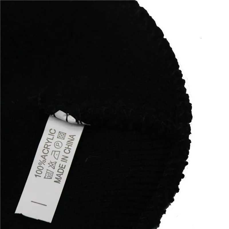 Luxury Autumn Winter CA Red Maple Leaf Embroidered Knitted Acrylic Beanies Hat Men and Women Casual All Match Warm Wool Cold Caps W125 Y251209