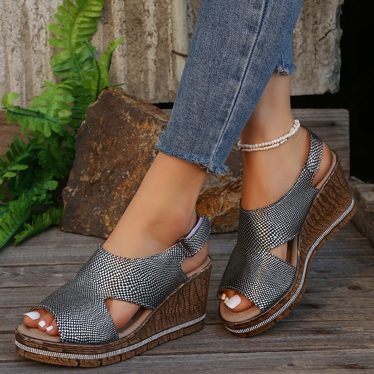 New Women's Casual Wedge Sandals Comfy Open Toe Glitter Color silvery Women's Summer High-heeled Sandals Fashion Ladies Shoes Open Toe Women