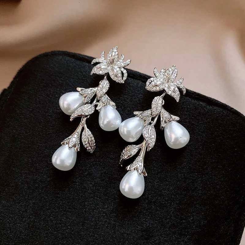 DREJEW wers and Leaves Zircon Pearl Tassel Earrings for Wen Fashion Long Drop Earring Light Luxury High-end Wedding Jewelry Y251210