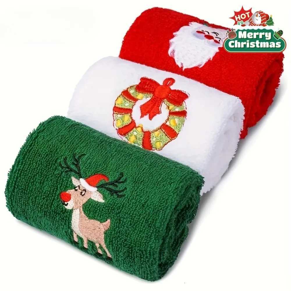 Vintage Holiday Towel Christmas Santa Reindeer Ornament Uses for Kitchen Bathroom C251210