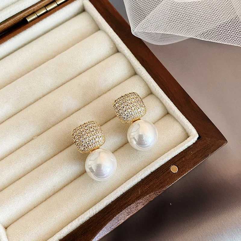Luxury Shiny Micro Set Zircon Gold Color Square Metal Pearl Stud New in Earrings 2025 Jewelry Party Wens Fashion Accories Y251210