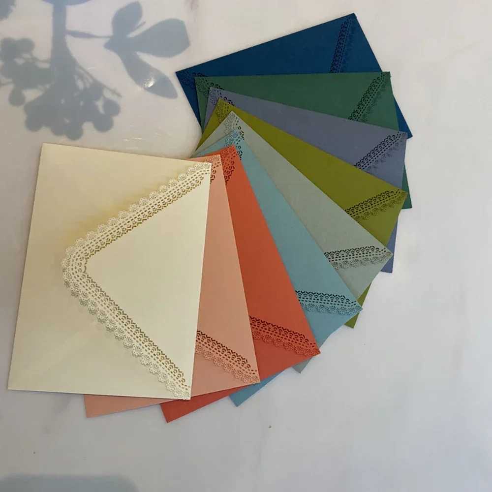 5pcs Vintage Western Envelopes Kawaii Hollow Lace Letter Pads Bag Wedding Party Invitation Cards Cover Envelopes for Letter Pads H251210