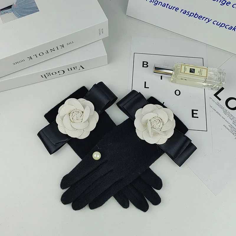 Korean Wens Wool Pearl wer Fl Finger Plus Veet Thick Touch Screen Cashmere Gs Winter Outdoor Driving Warm Mittens Y251210