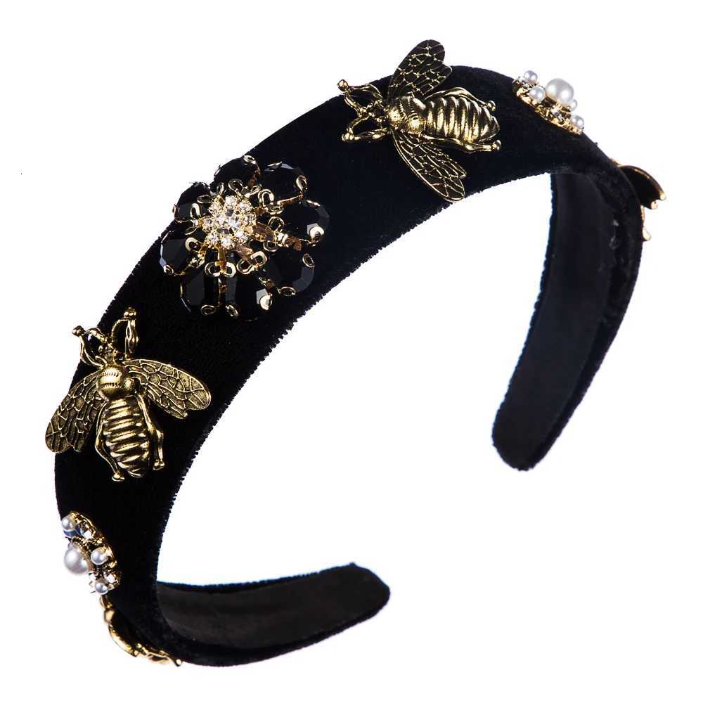 European and Hair Bands Fashionable Retro Palace Style Baroque band Bee Wide Edged Gold Veet Buckle Hair Clip Y251210