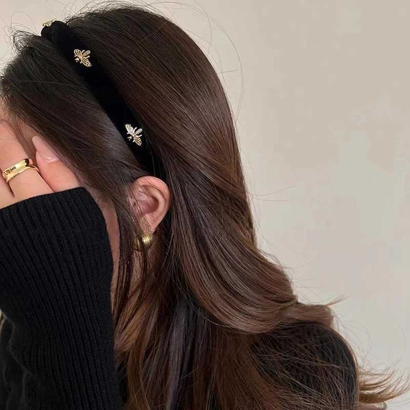 2025 Retro Hair Hoop Temperament Bee Wide Hair Hoop Haiands for Wen Girls French Versatile Fashion band Hair Accories Y251210