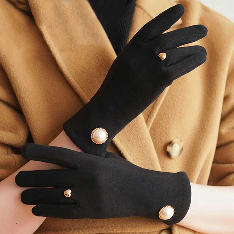 Wen Winter Keep Warm Fingertips Clamshell Touch Screen Pearl Gs Fashion Elegant Retro Luxury Fleece Soft Drive Y251210