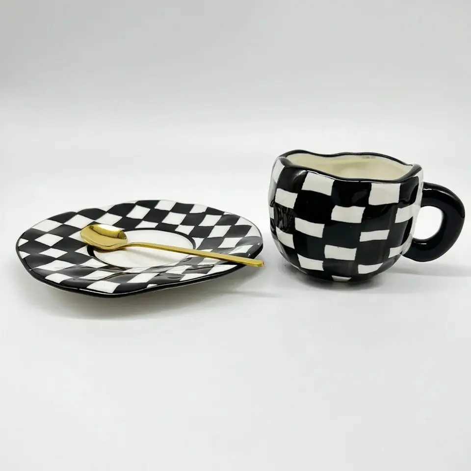 300ML 10OZ Korean Style Kawaii Cute Ceramic Mugs Handmade Flower Pattern Breakfast Coffee Milk Cup with Dish and Spoon C251210