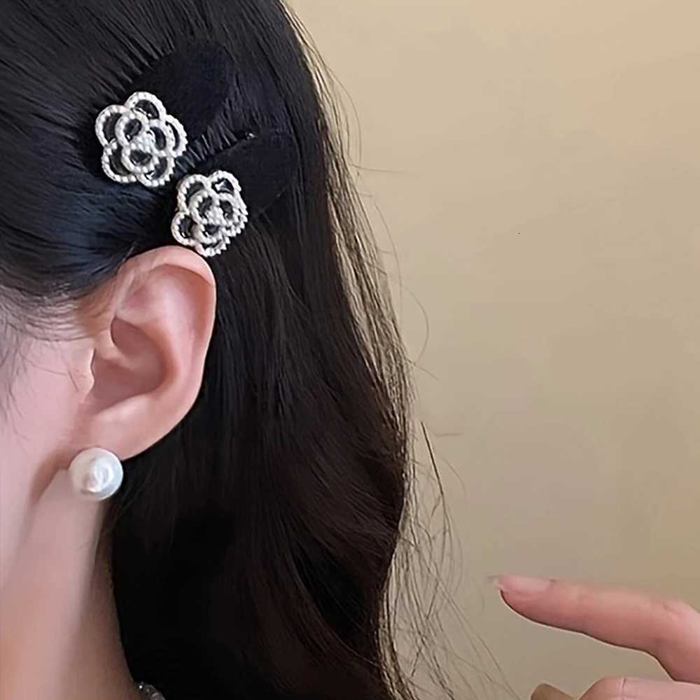 2pcs Elegant Pearl Mountain lia Hair Clip Fem Black Temperament Side Clip with noh clip and duckbill clip piece Y251210