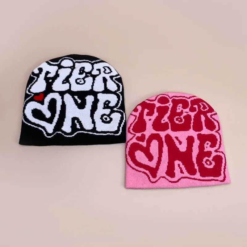 Luxury Letter Love Wool Knitted Hats Autumn and Winter Warm Hip Hop Beanies Comfortable Street Versatile Fashion Personal Color Block Y251209