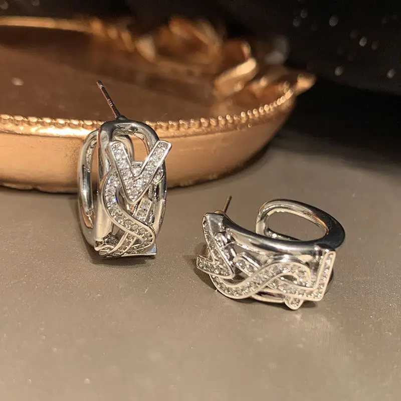 2026 Luxury Letter Earrings Gold Plated Hollow Circle with Zircon High-End Shiny Studs for Wen 1 Pair Y251210