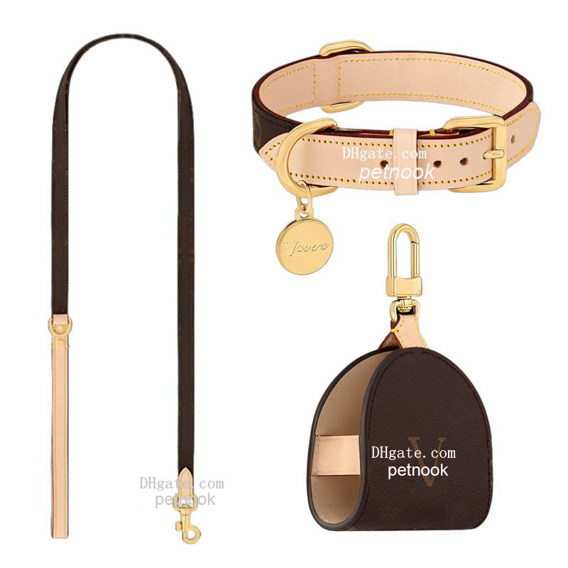 Designer Dog Collars Leash and Dog Bags Holder Luxury Leather Dog Collar with Metal Charm Classic Old Flower Pet Leash for Small Large dogs Fashion Do