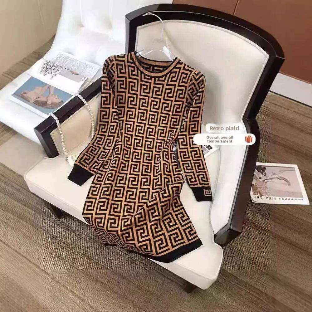 Autumn Winter New Long Sleeve Letter Knitted Dress Women's Fashion Simple Slimming Mini Skirt Style Polyester Fiber Round Neck