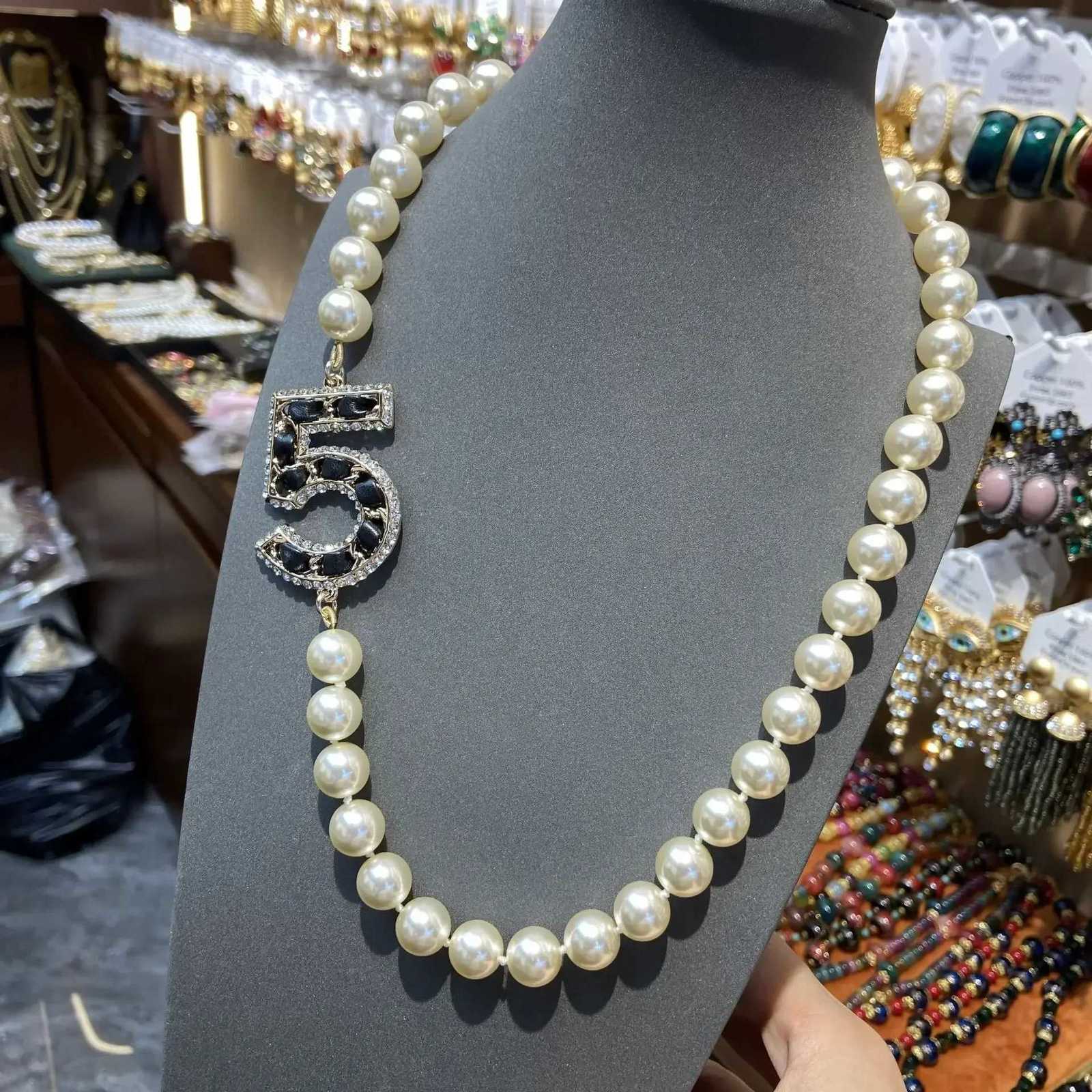 Leather Crystal No5 Sweater Chain Necklace Pearls Earrings Jewelry Set Y251210