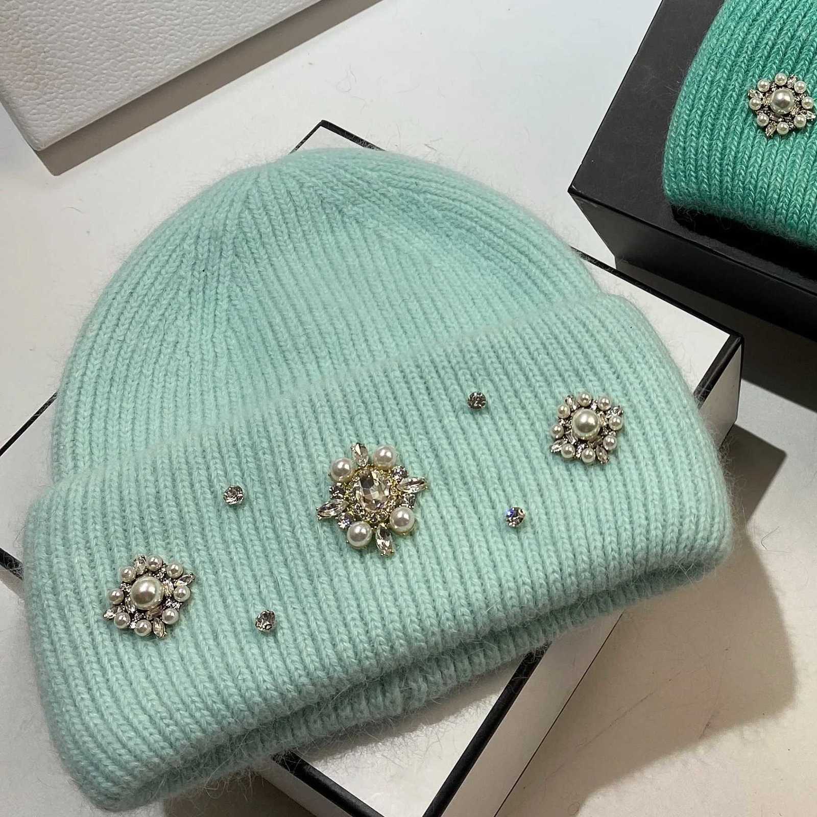 Luxury Designer Brand Women Luxury Rhinestones Knitted Hat Autumn Winter Rabbit Fur Beanie Cap Female Thicken Warm Skullies Caps Y251209