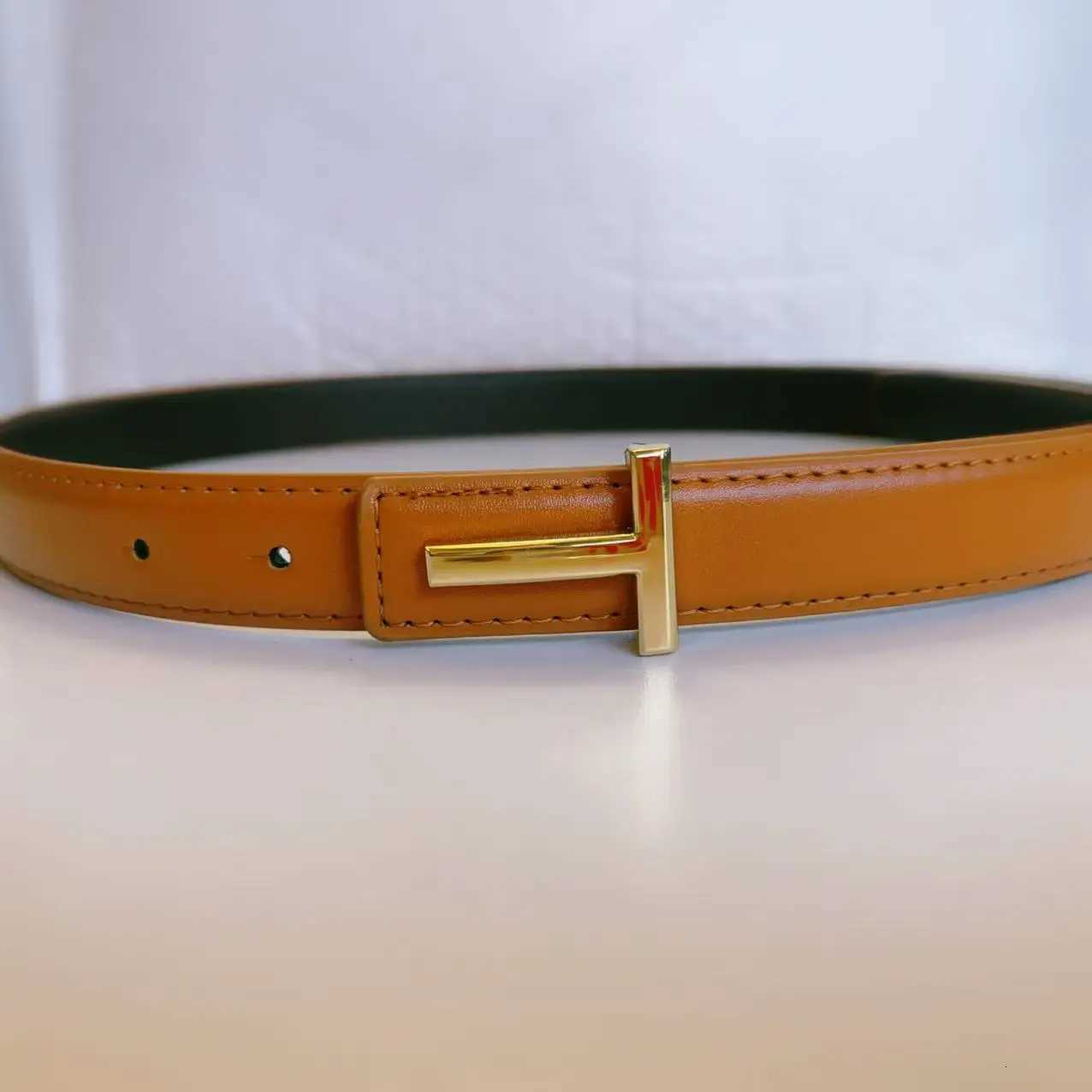 Luxury New Womens Belt Double-Sided Use Fashion Pop Letter T Belt Jeans Dress Accessories 25cm High Quality Belt Y251210