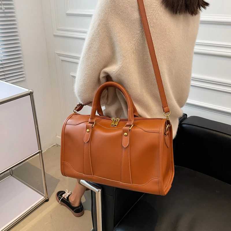 Wens Bags Large Capacity Travel Bag Sports Gym Bag Outdoor Shoder Crossbody Bag Weekend Duffle Bag Fem Handbag and Purse Y251209