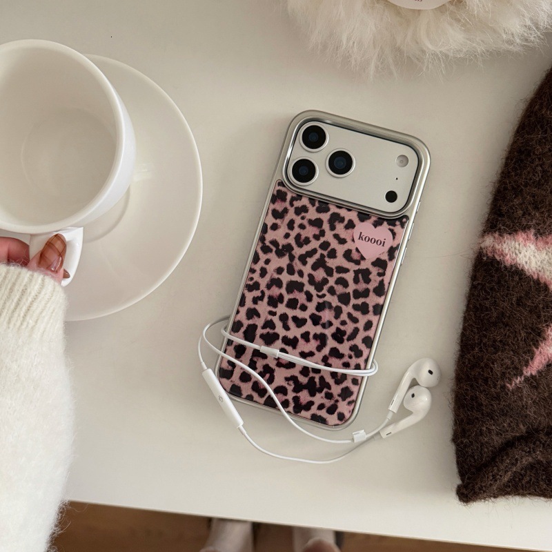 Japanese and Korean Pink Black Panther Pattern Silver Edge Epoxy 16 Compatible with Apple 17 Pro Max Phone Case iPhone 15 High-end Feel 14