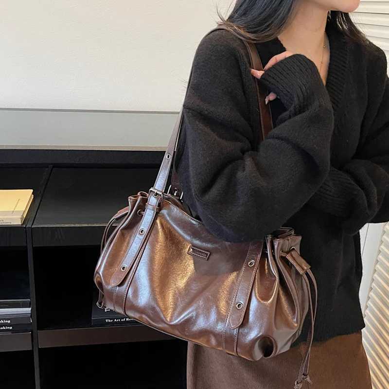 Light Luxury Brand Designer Shoder Bag Korean-style Fi Crossbody Bag Trendy Cmuter Bag Simple High-end Wen Bags Y251209