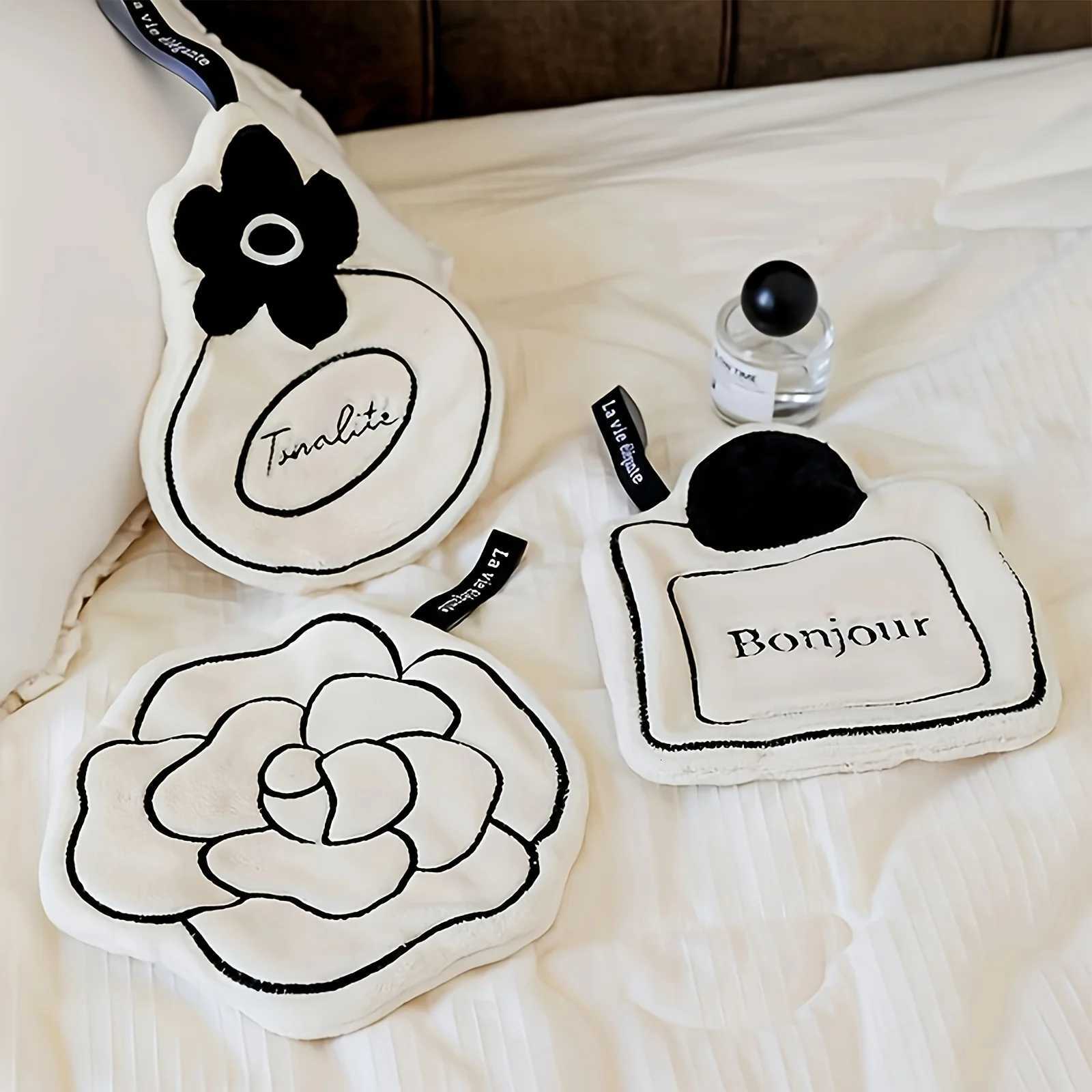 luxury 9pcs Hanging Hand Towels-Camellia Ultra Absorbent Hand Wash Only Quick Drying Thick and Soft Polyester Kitchen Bathroom Decor C251210