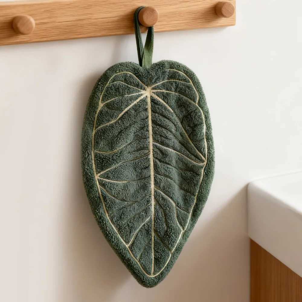 New Hot New plant leaf creative hand towel can be hung in kitchen bathroom thick handkerchief Gift C251210