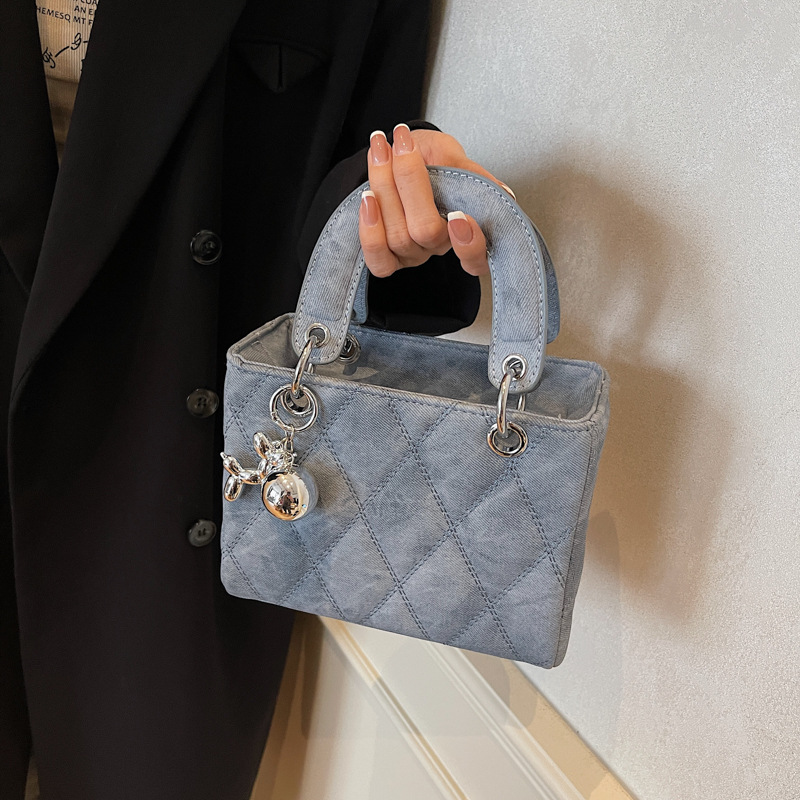 Free shipping designer bags for womens Shoulder bags black blue khaki red beige fashionable and versatile crossbody bag