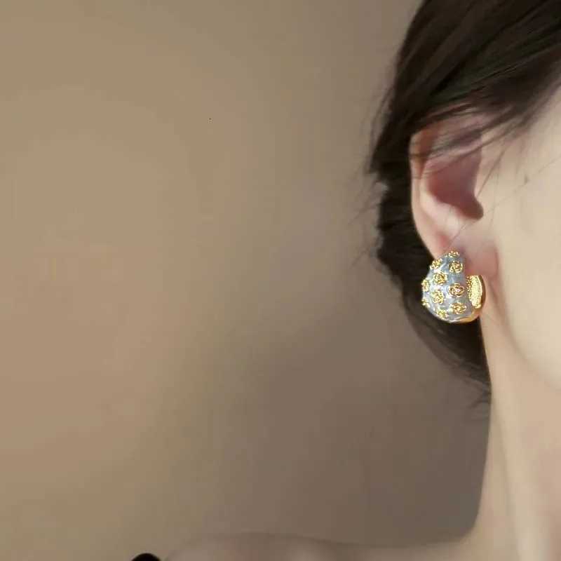 Rose White wer Retro Elegant Paved Hoop Earrings for Wen Girl 2025 New Fashion Drip Oil wer Earrings Jewelry Bijoux Gift Y251210