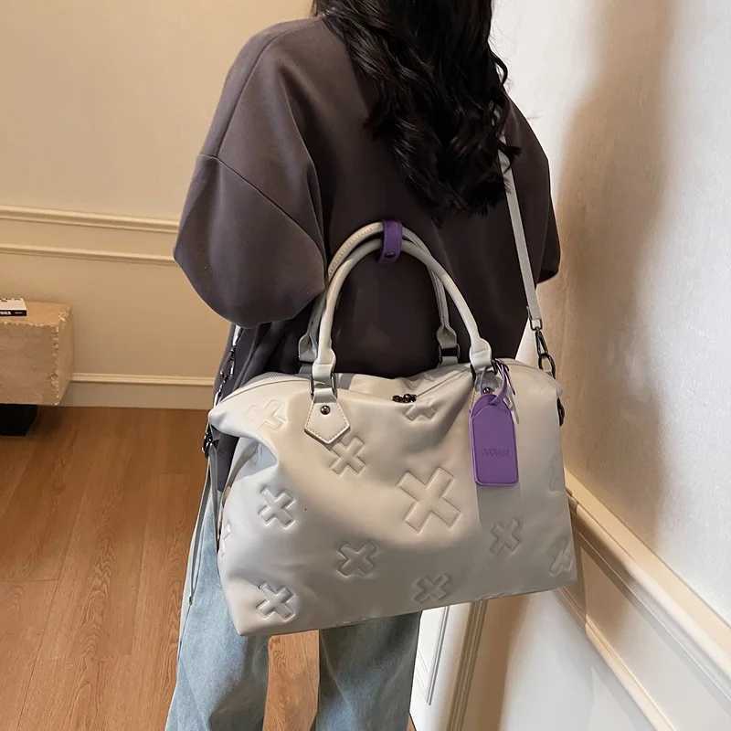 Large Capacity Travel Bag Wen Sports Bags Storage Fitness Bag Carry Lage Designer Bag Tote Bags Bolso Marca Lujo Y251209